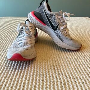 Good Used Condition Women’s Nike Epic React Flyknit Shoes